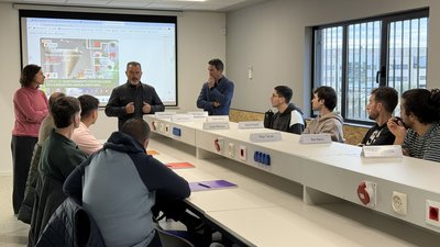 Florida Universitària y Familia Martínez ponen en marcha un curso de mantenimiento industrial agroalimentario
