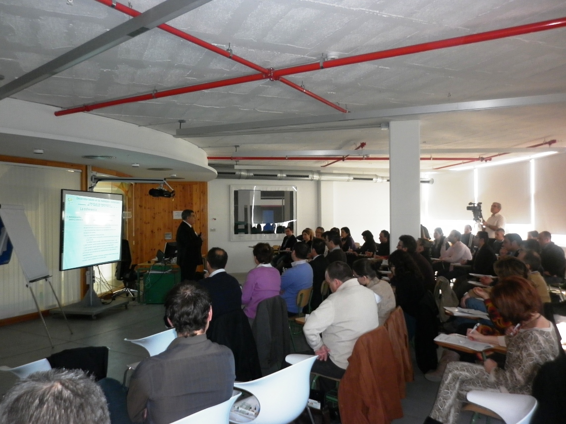 Jornada: "Desarrollar Talento en Habilidades Comerciales y T�cnicas de Negociaci�n". 04